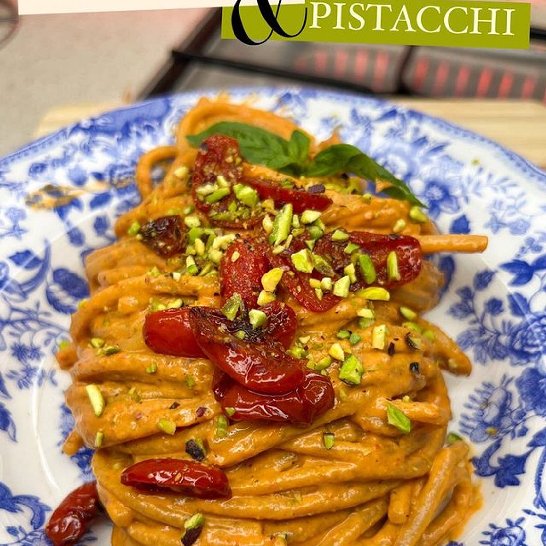 Spaghetti al pesto rosso