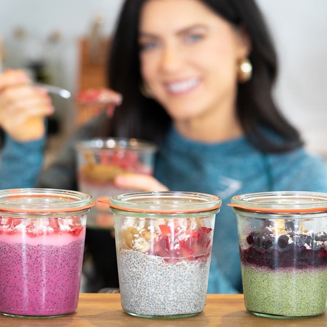 CHIA PUDDING MEAL PREP | how to freeze chia pudding for batch prepping + 7 delicious flavors!