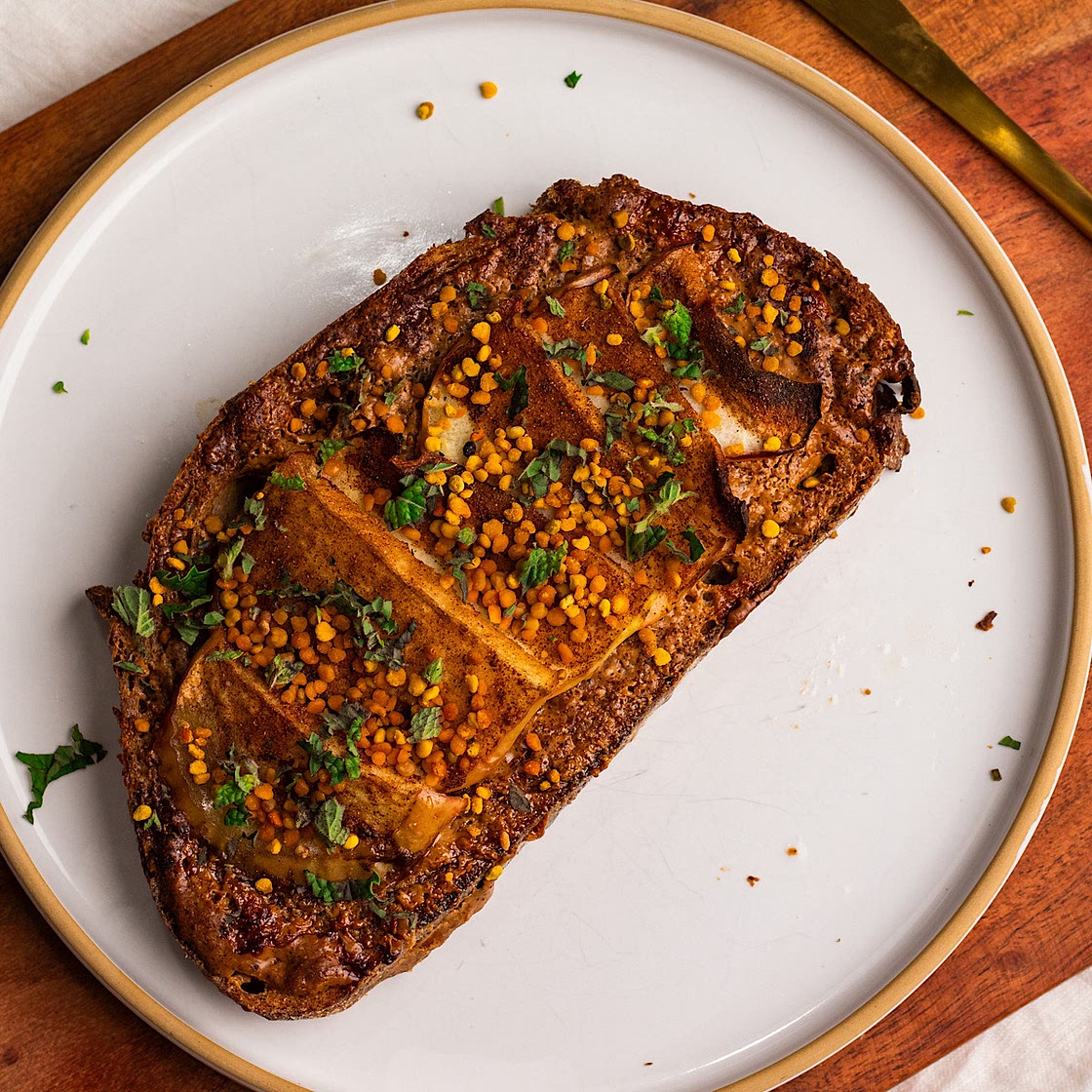 Air Fryer Apple Pie Toast
