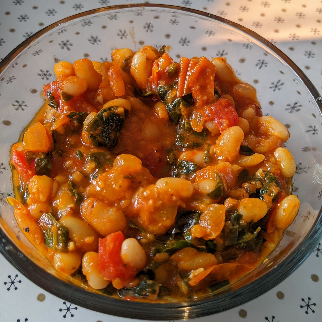 Saucy beans - white beans, tomato, swiss chard