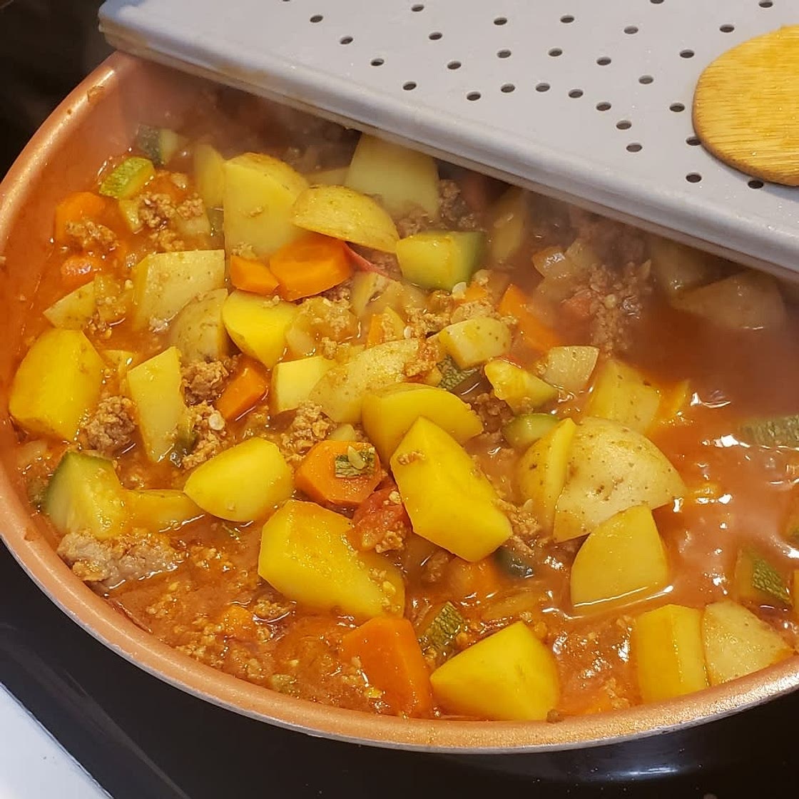 PICADILLO Y FRIJOLES
