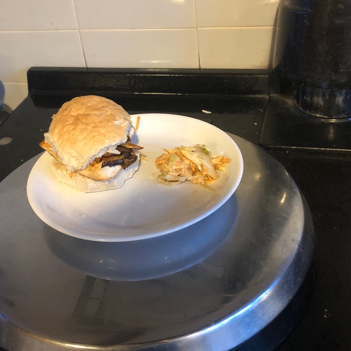 Hoisin chicken mushroom burger with Asian slaw (low sodium)