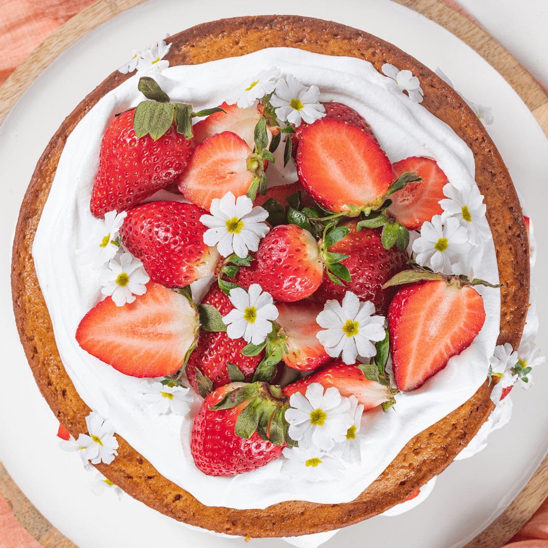 Strawberry and Whipped Cream Cake