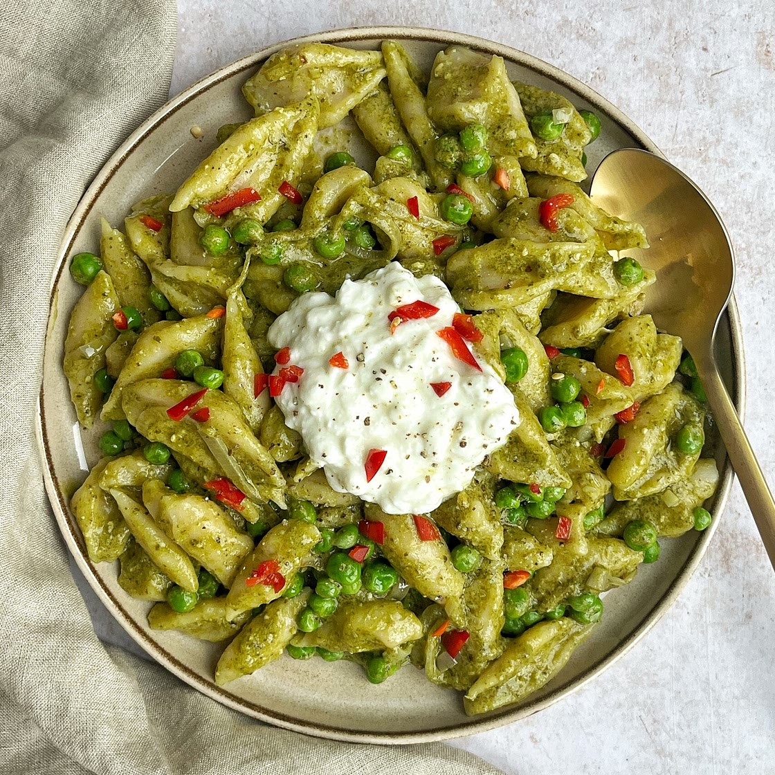 Easy Tofu Pasta (Scissor Cut)