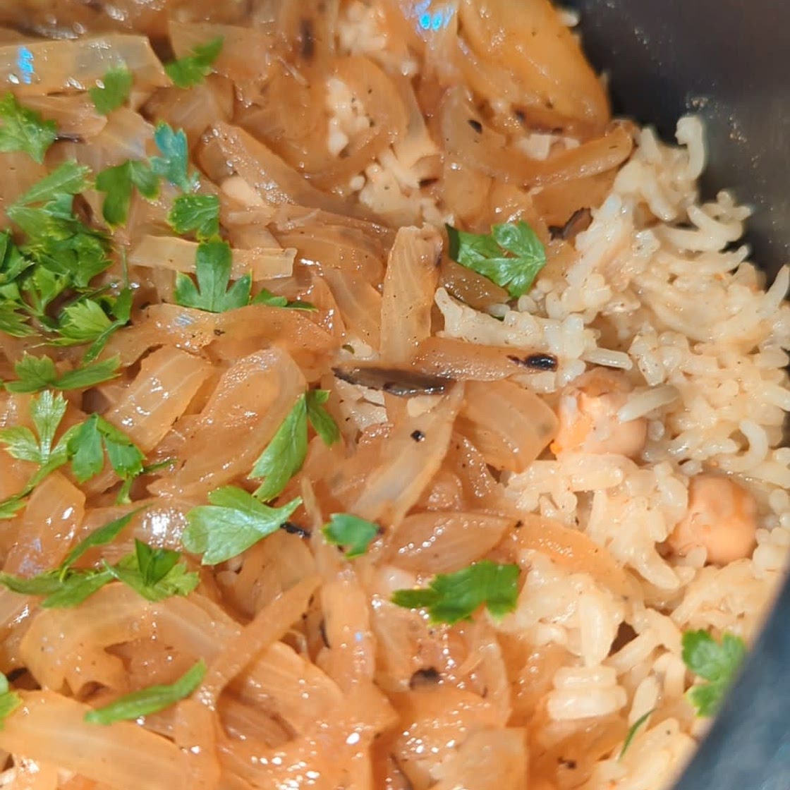 Chickpeas and Rice with Caramelized Onions
