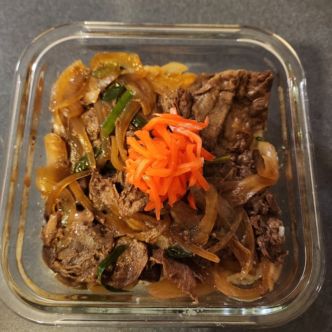 Gyudon (Japanese Beef Rice Bowl)