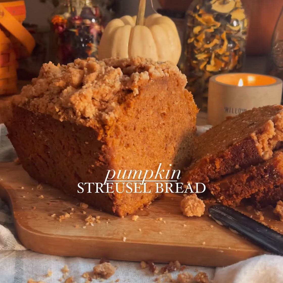 Pumpkin streusel bread