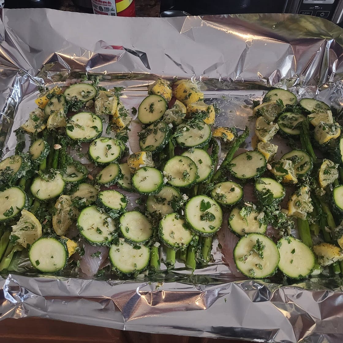 15 minute Foil Baked Garlic Butter White Fish