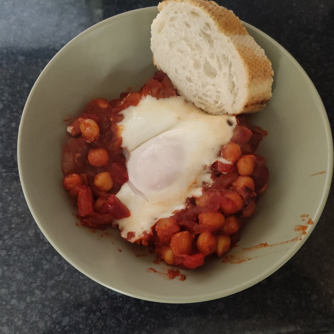 1-Pot Chickpea Shakshuka