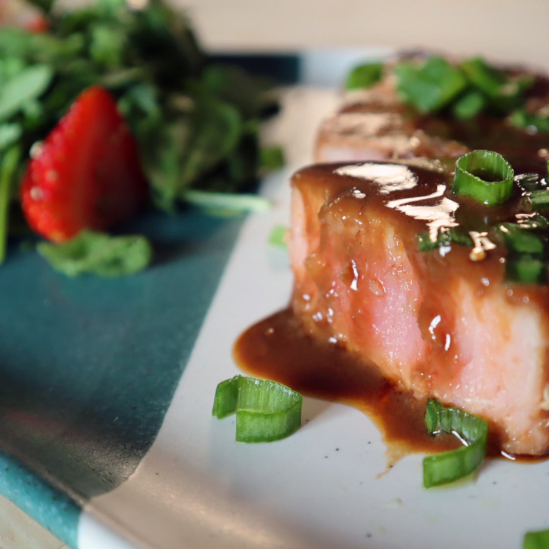 Healthy & Protein Packed Meal: Air Fryer Tuna Steaks and Berry Salad