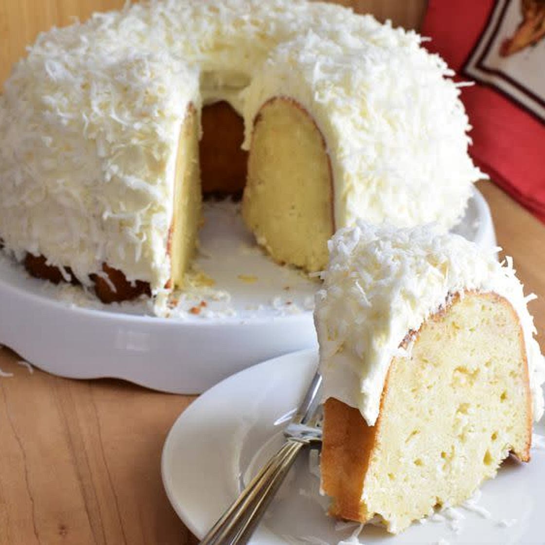 Coconut White Chocolate Cake (Tom Cruise's cake)