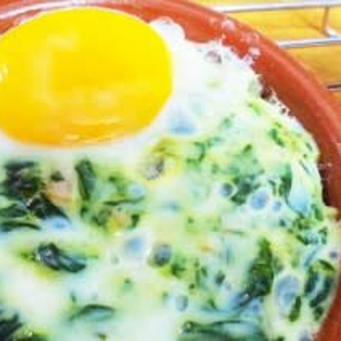 Huevos al plato a la florentina