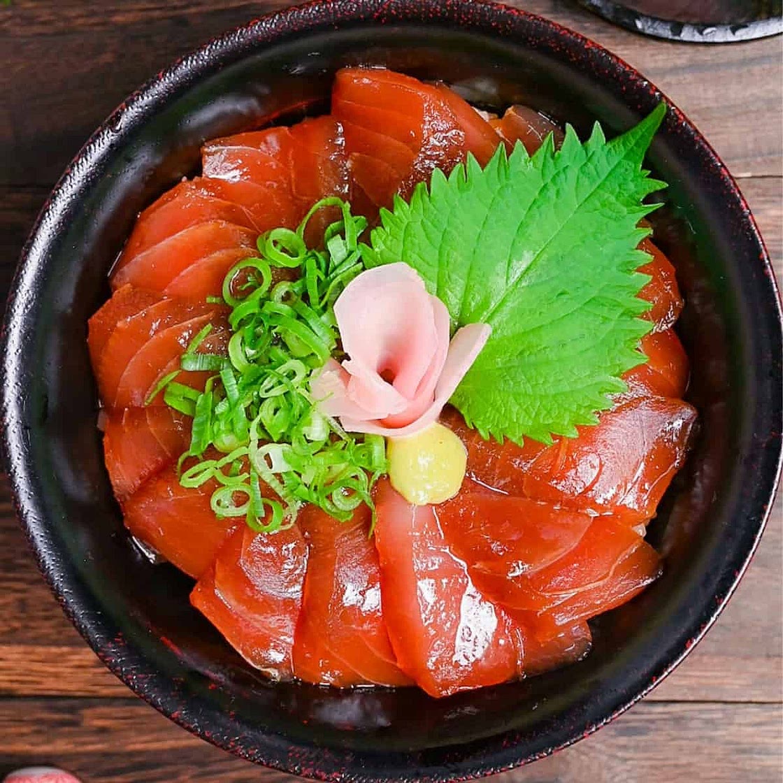 Tekka Don (Japanese Tuna Sashimi Bowl)