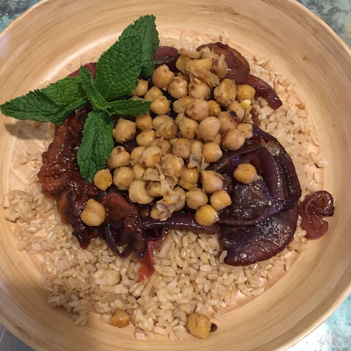 Crispy Chickpea Bowl with Spiced Grilled Peaches & Blackened Red Onions