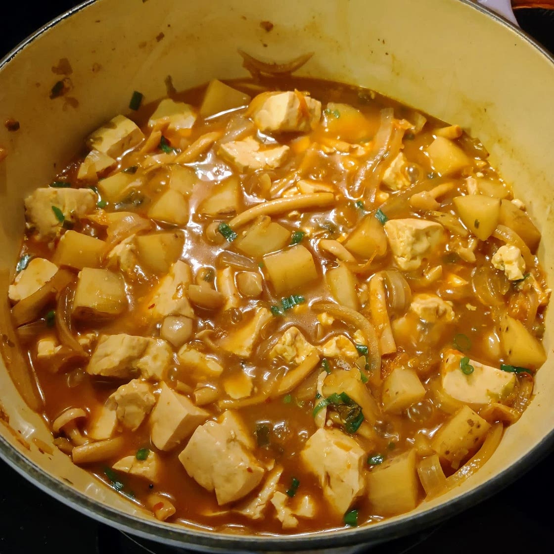 Vegan Sundubu Jjigae 순두부찌개 (Korean Soft Tofu Stew)