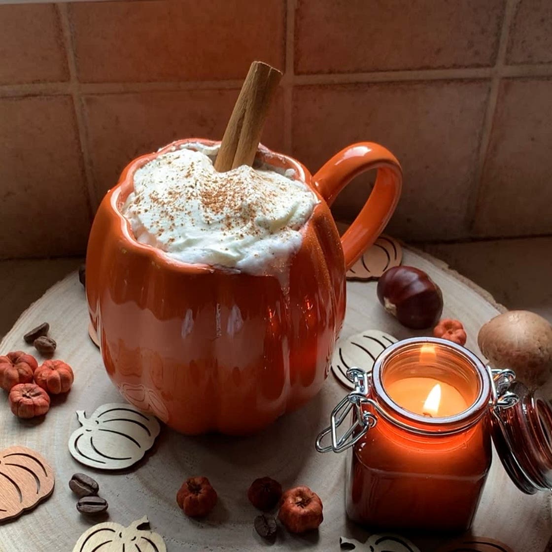 Pumpkin spice latte 🎃🧡