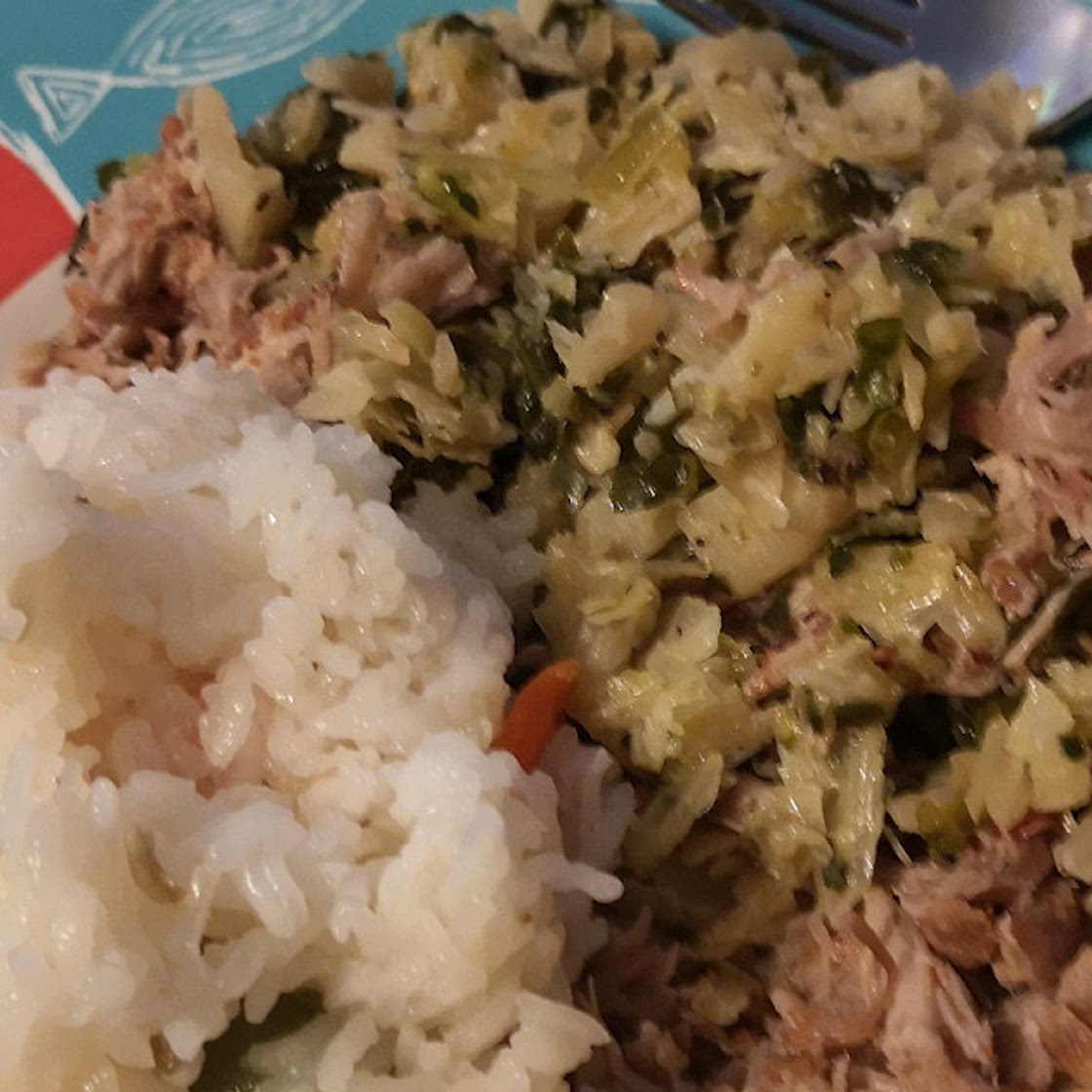Volume Eating Meal Prep: Slow cooker Kalua (ish) pork, cabbage and rice/veg meals £1.23 per portion