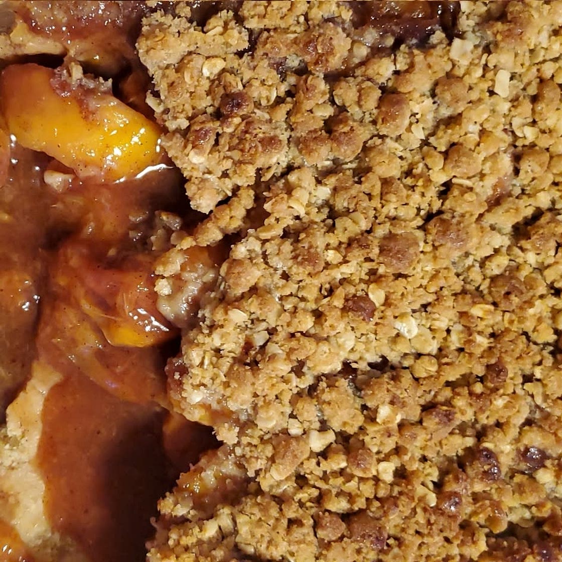 Gluten free Peach Cobbler Crumble