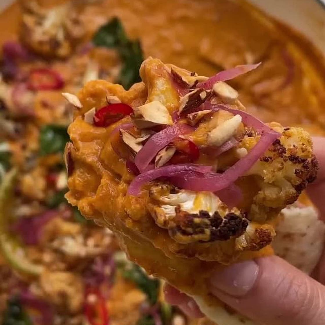 Follow for more vegan recipes. here with a cosy Autumn recipe! T
