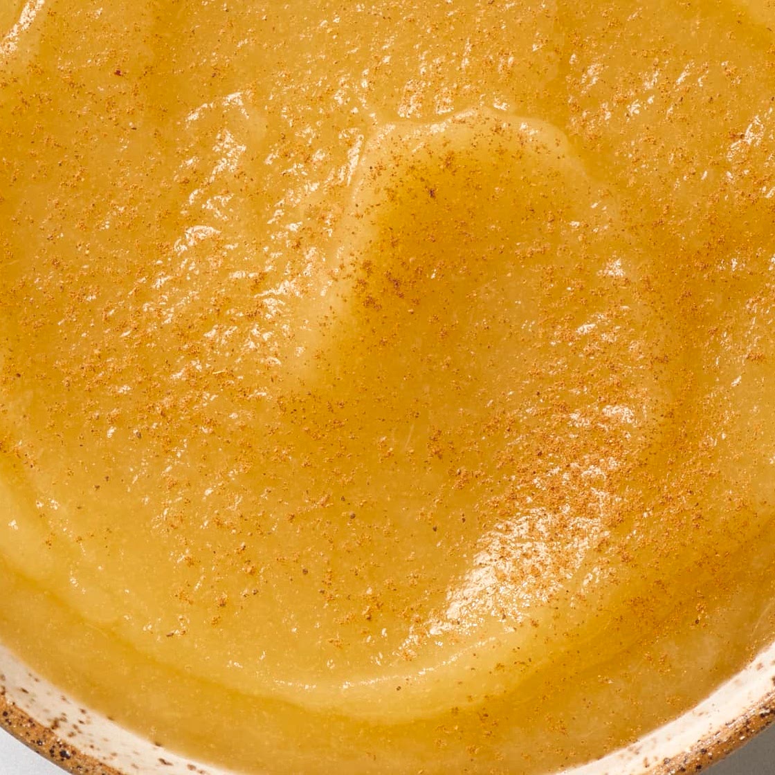 How To Make Applesauce in the Slow Cooker