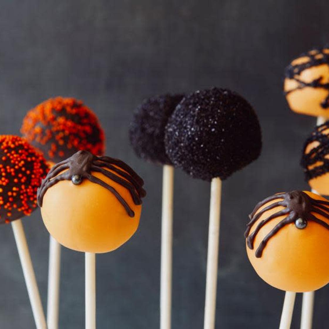 Halloween Cake Pops