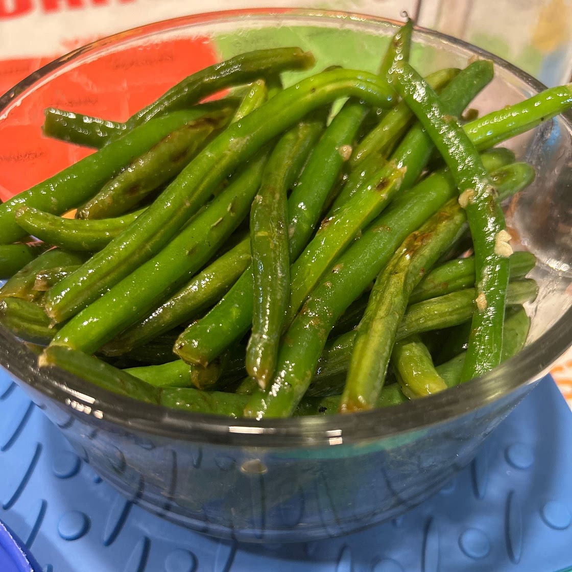 Garlicky Skillet Green Beans
