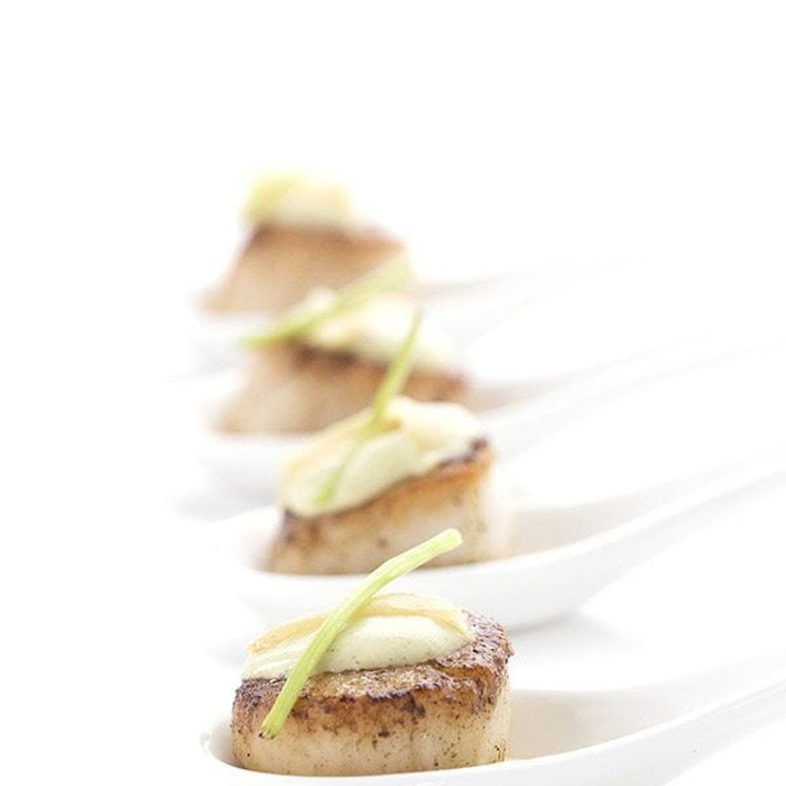 Seared Scallops with Wasabi Mayo and a Sizzlefish Giveaway