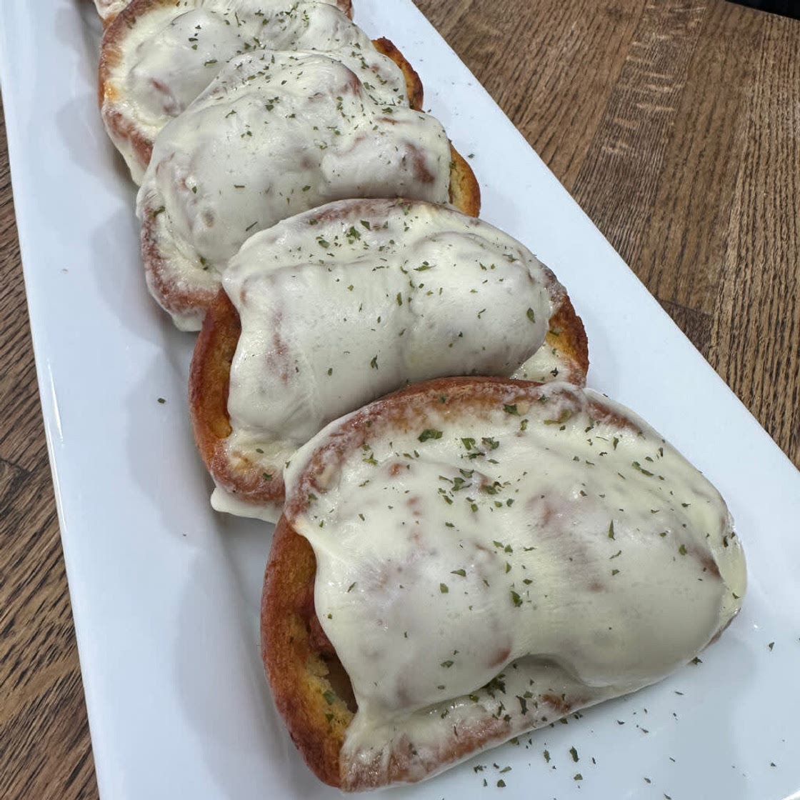 Garlic Bread Meatball Subs