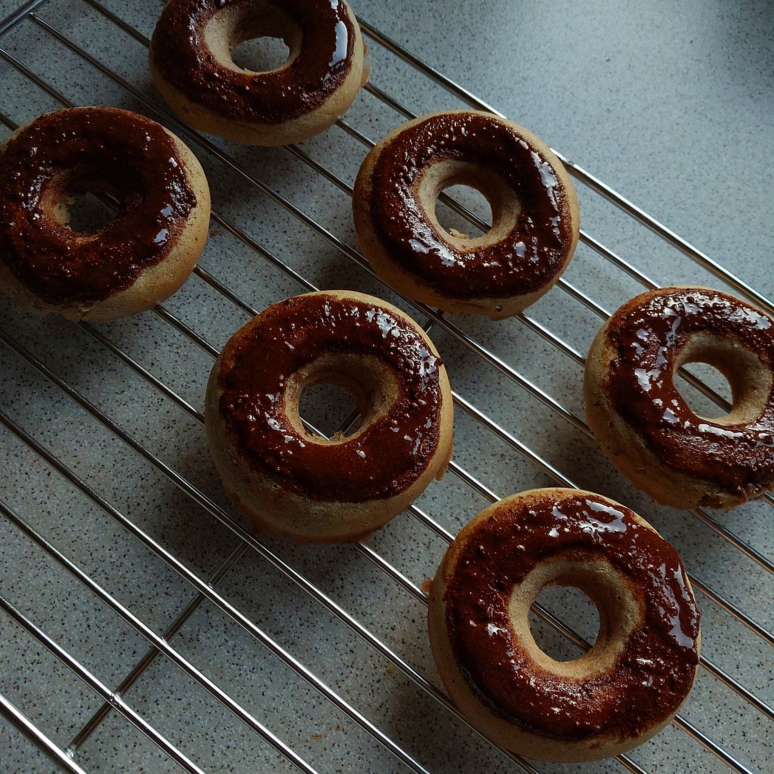 Pumpkin spice donuts