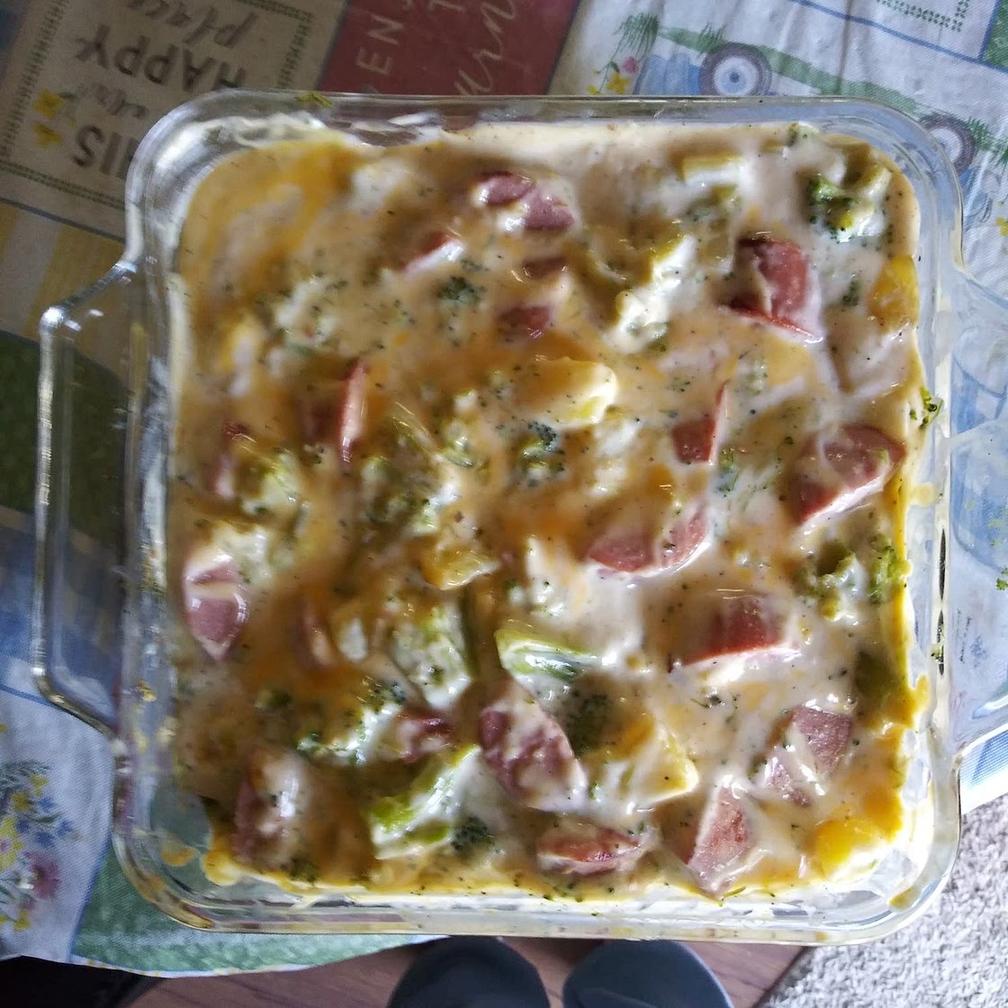 CHEESY POTATO & SMOKED SAUSAGE CASSEROLE