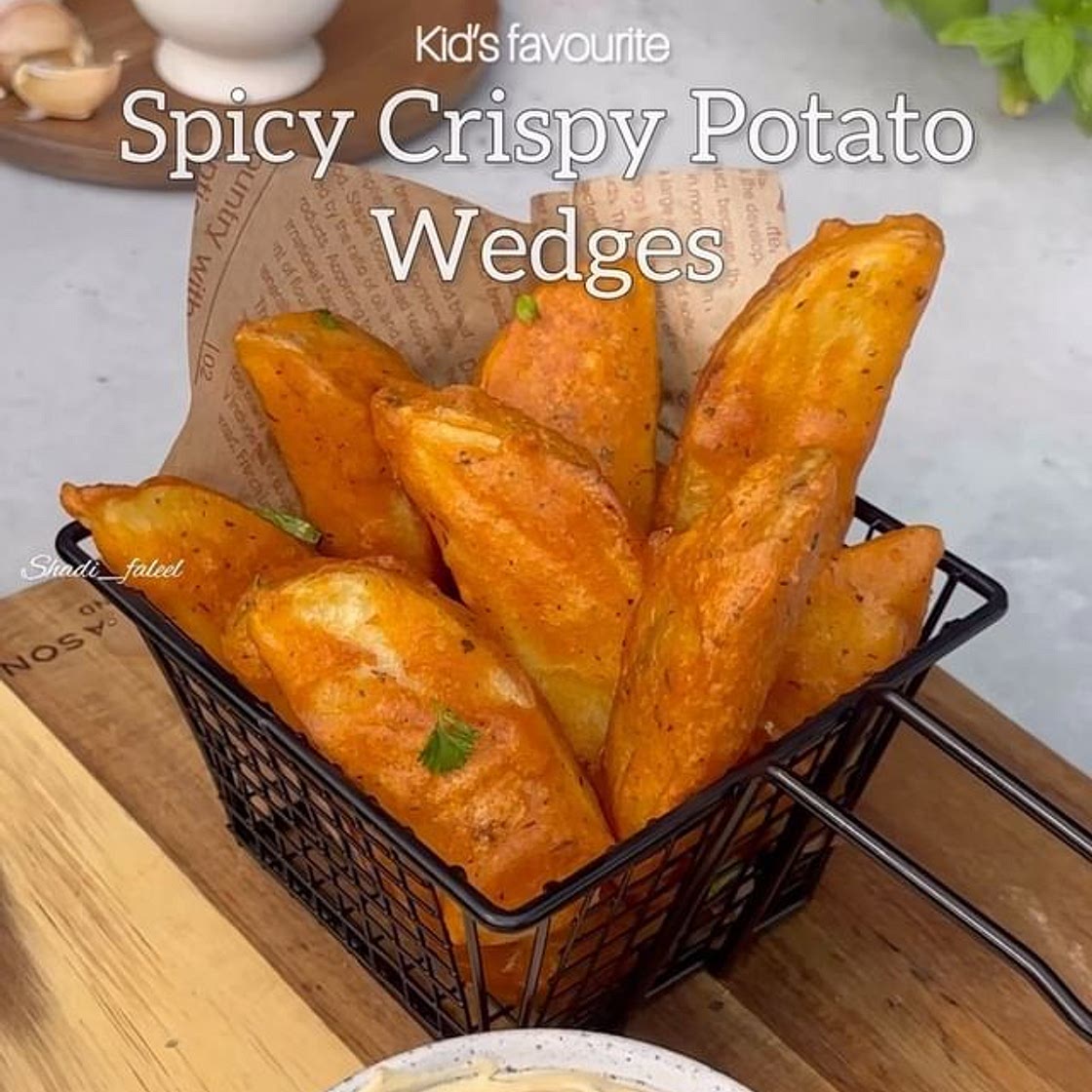 Spicy crispy potato wedges