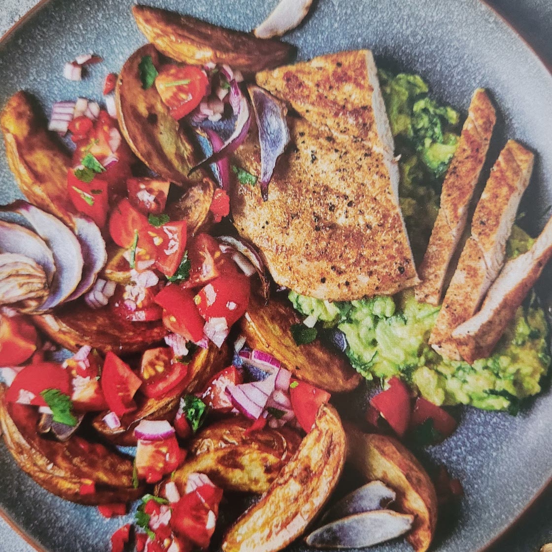 Butterflied chicken with guacamole & salsa wedges
