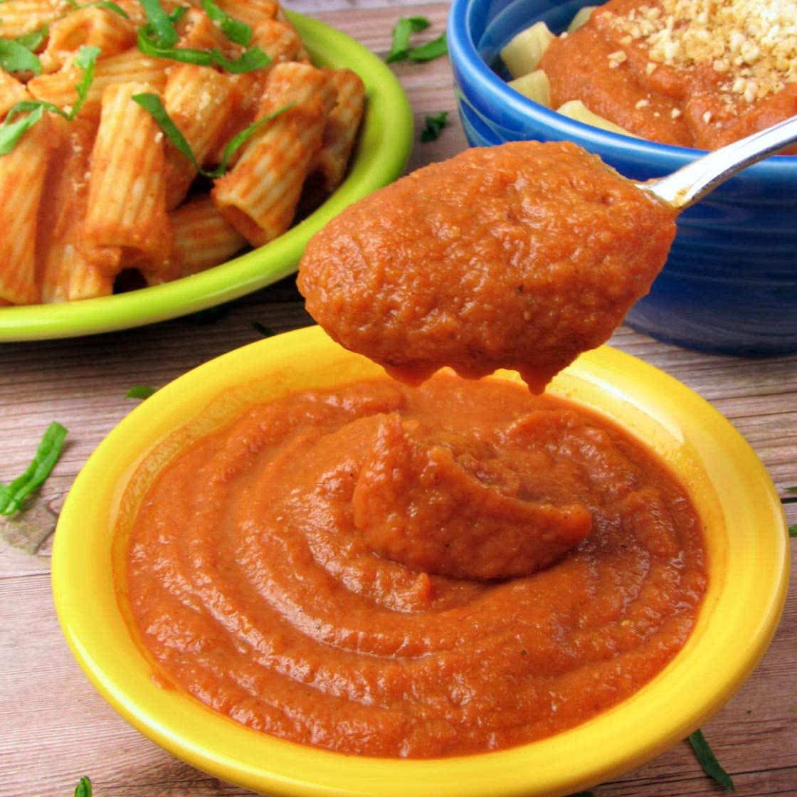 Roasted Veggie Pasta Sauce (Vegan)