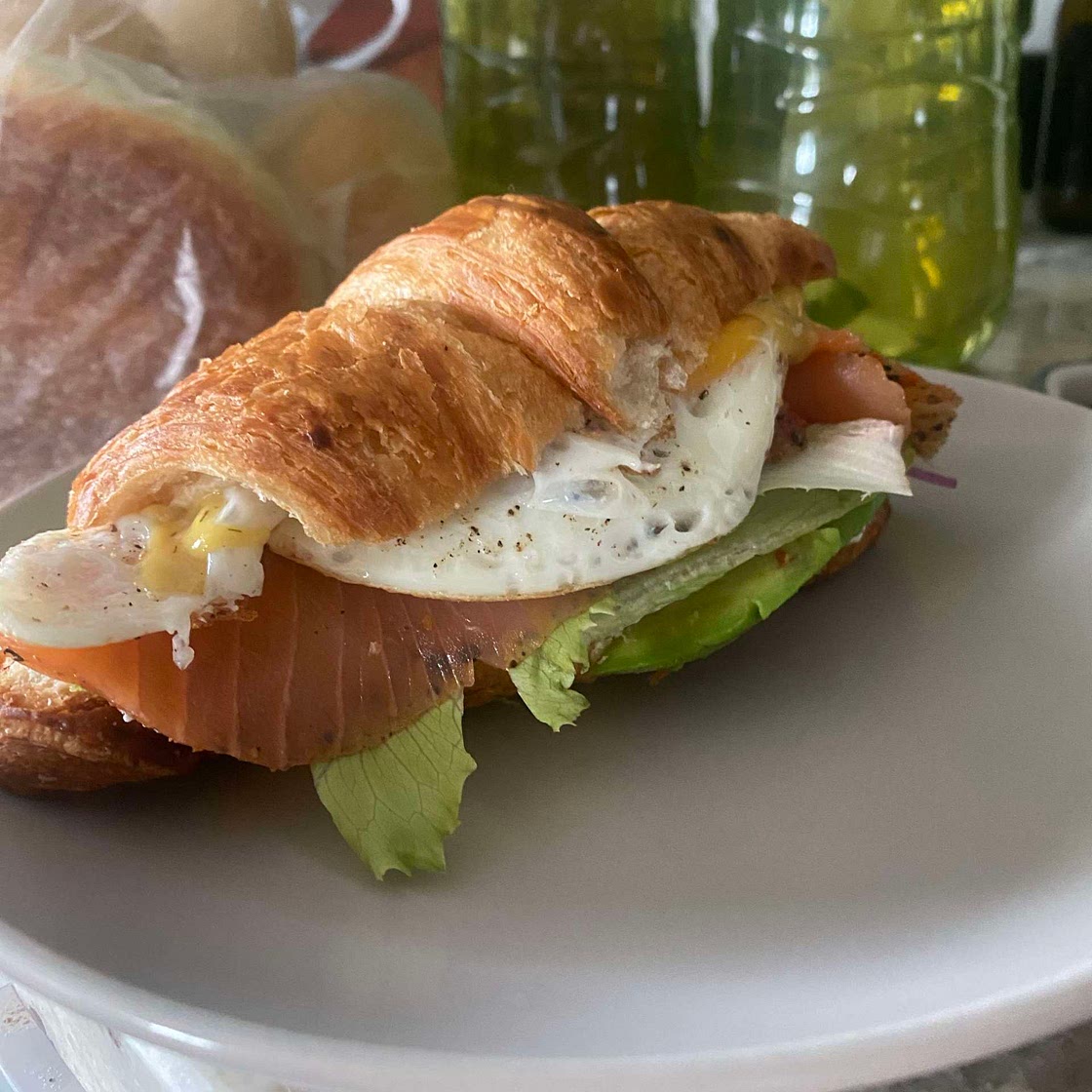 Salmon croissant