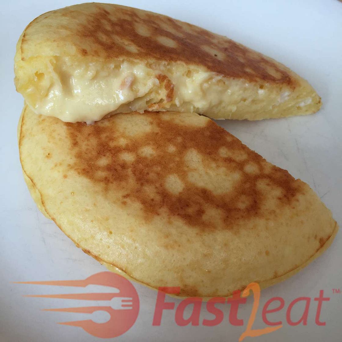 10 Minutes Cheese Pancake (or Brazilian Pão de Queijo) Fast2eat