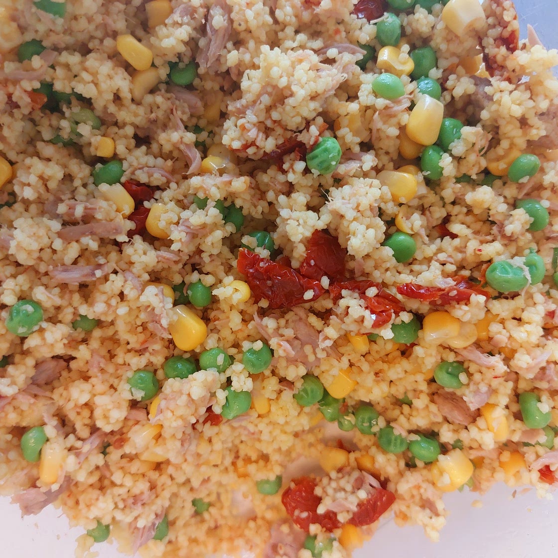 Cous cous - Tuna, dried tomatoes and mais