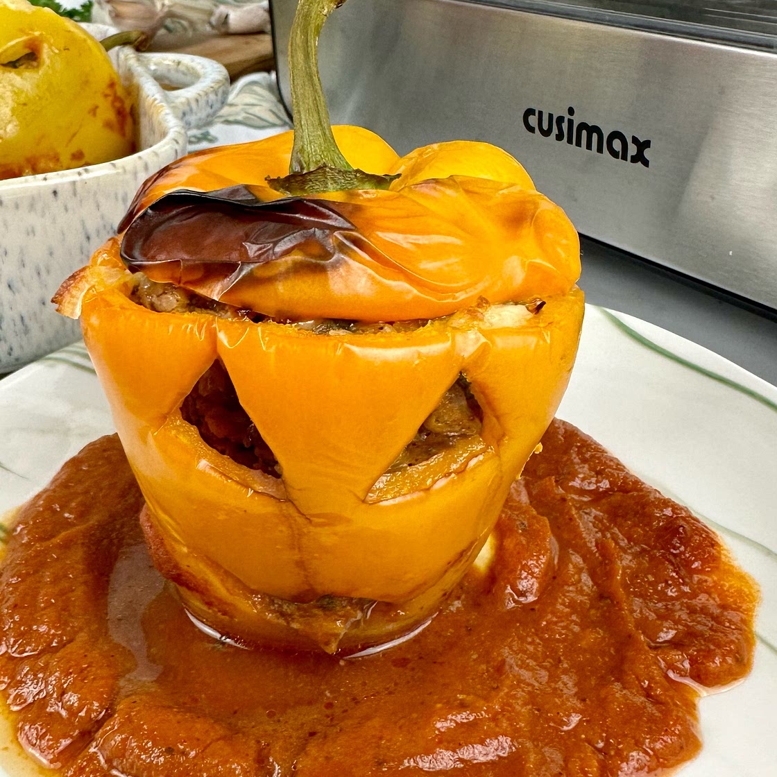 Jack-O’-Lantern Stuffed Peppers