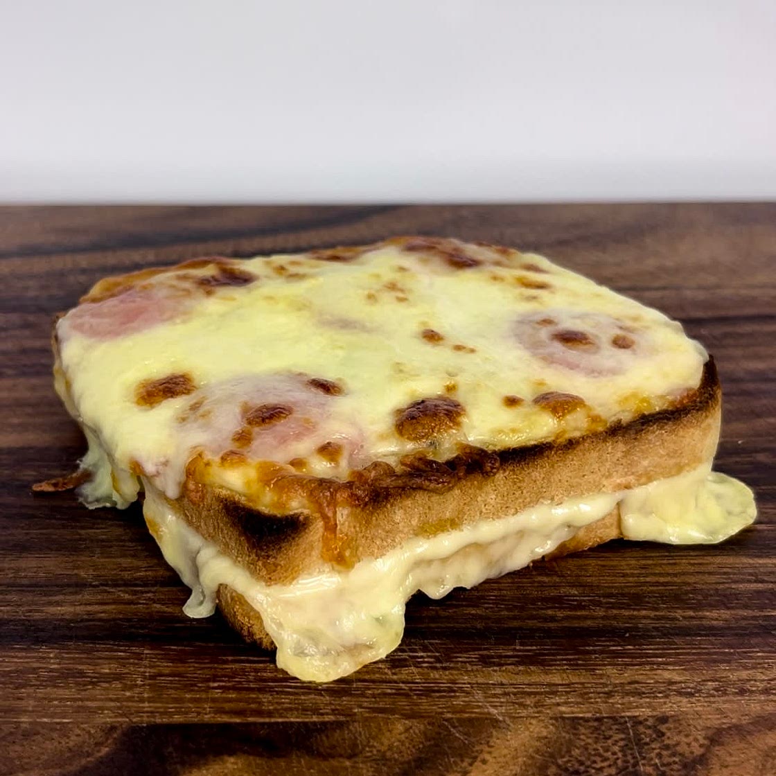Das virale Pizza Lava Toast