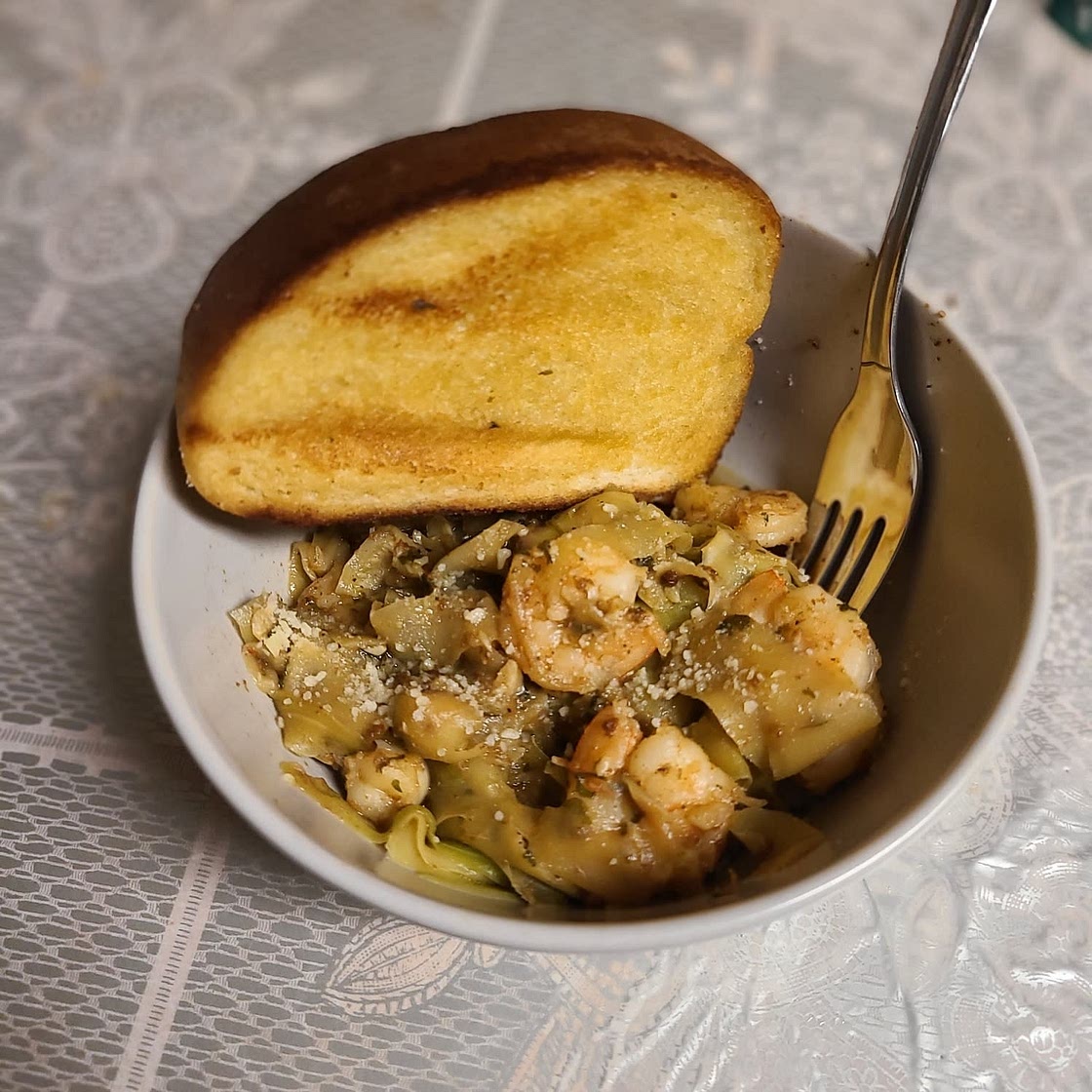 Zucchini Noodles with Garlic Shrimp