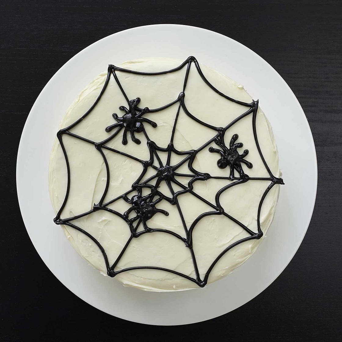 Simple Spiderweb Cake