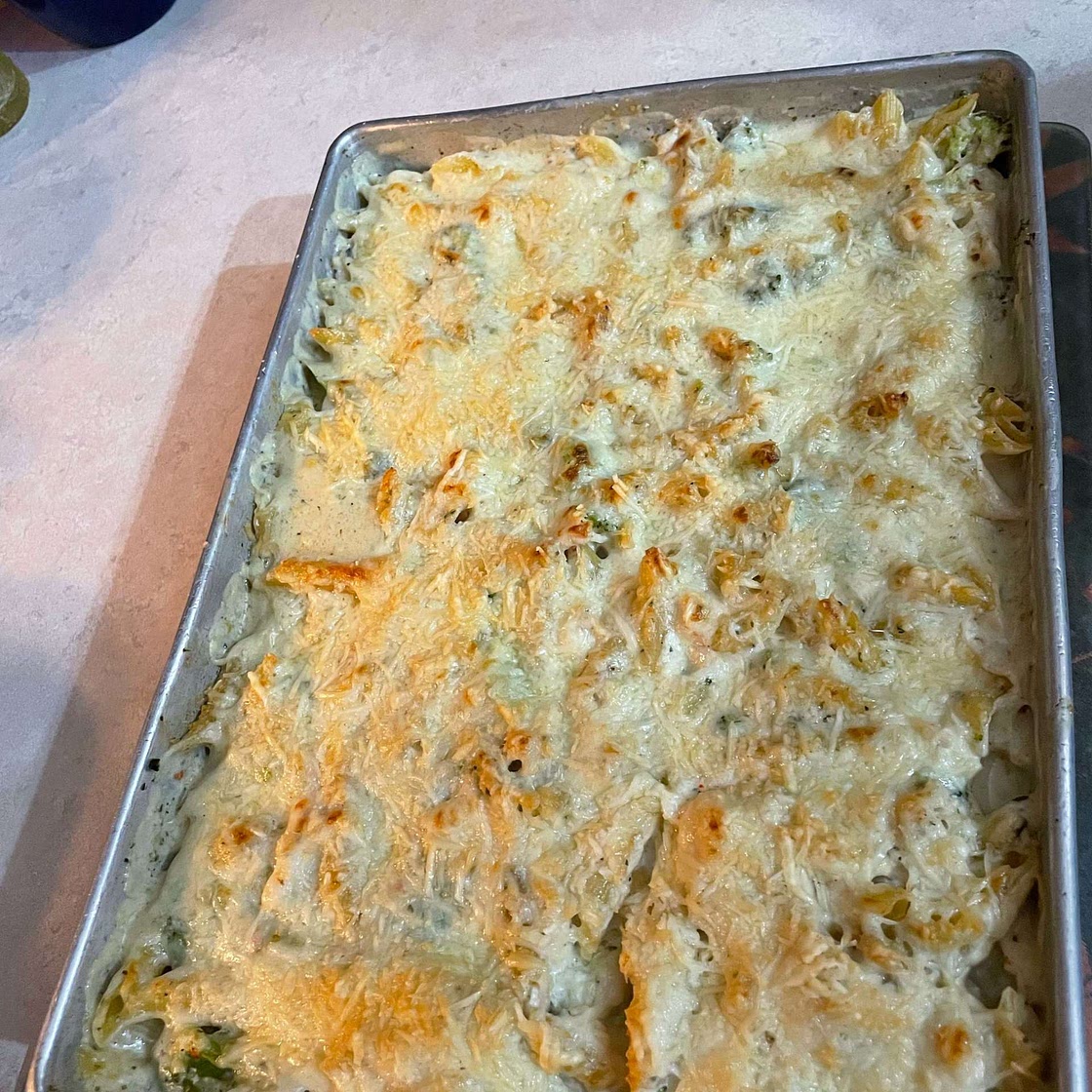 Dump and Bake Garlic Parm Pasta