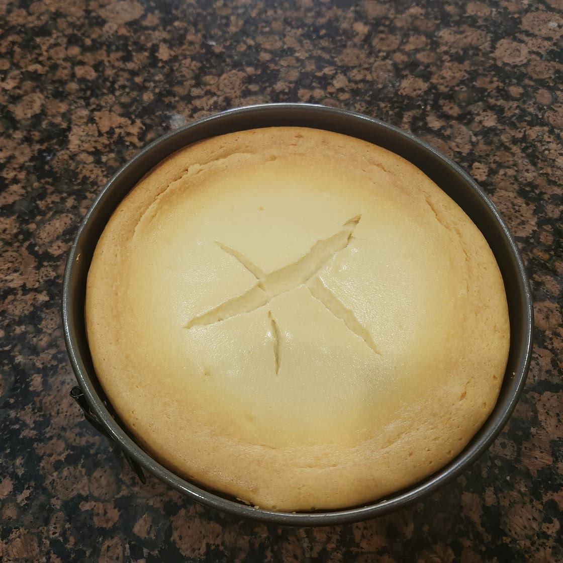 Italian Cream Cheese and Ricotta Cheesecake