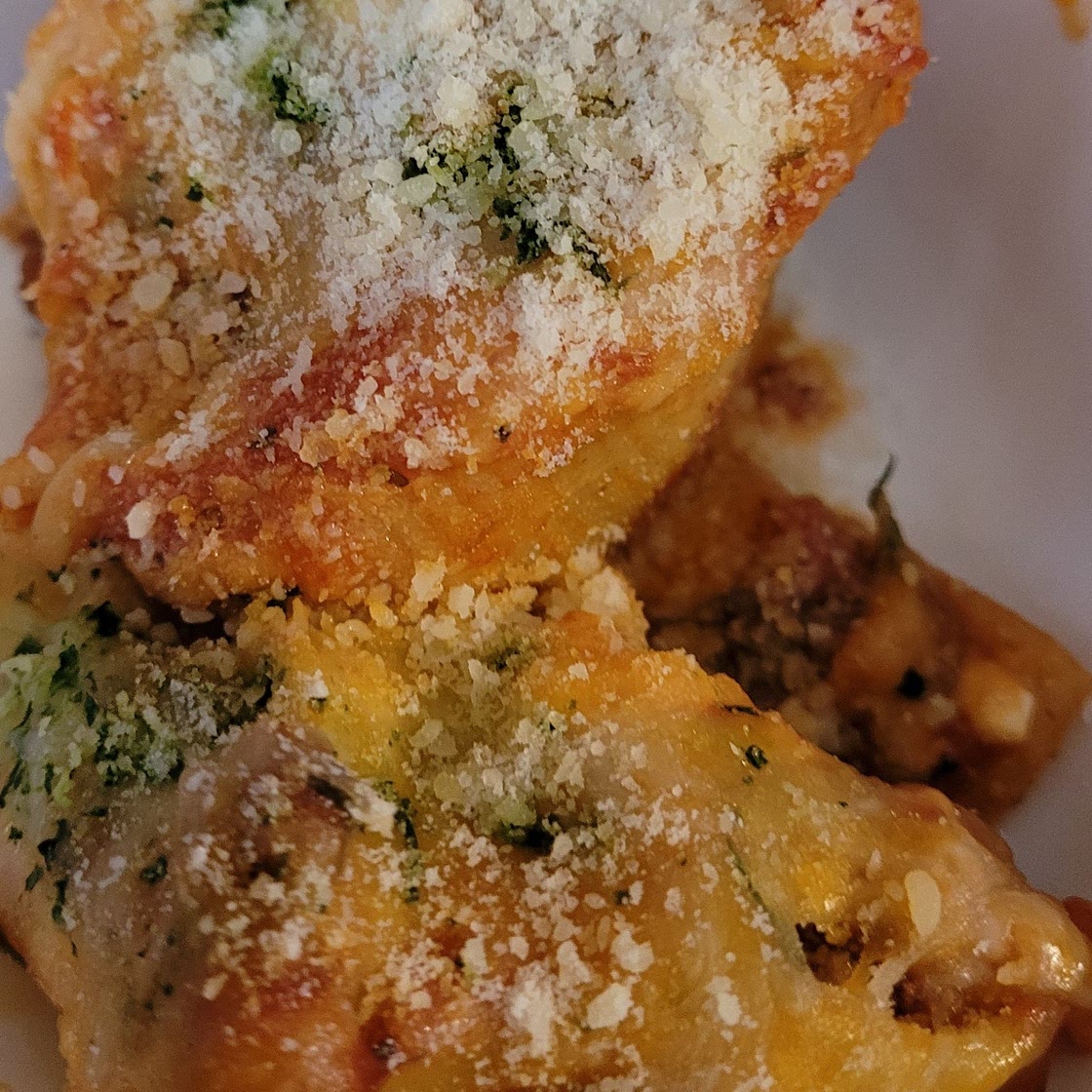 Lasagna Stuffed Pasta Shells