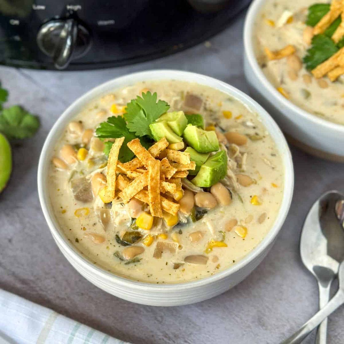 Easy Crockpot White Chicken Chili with Cream Cheese