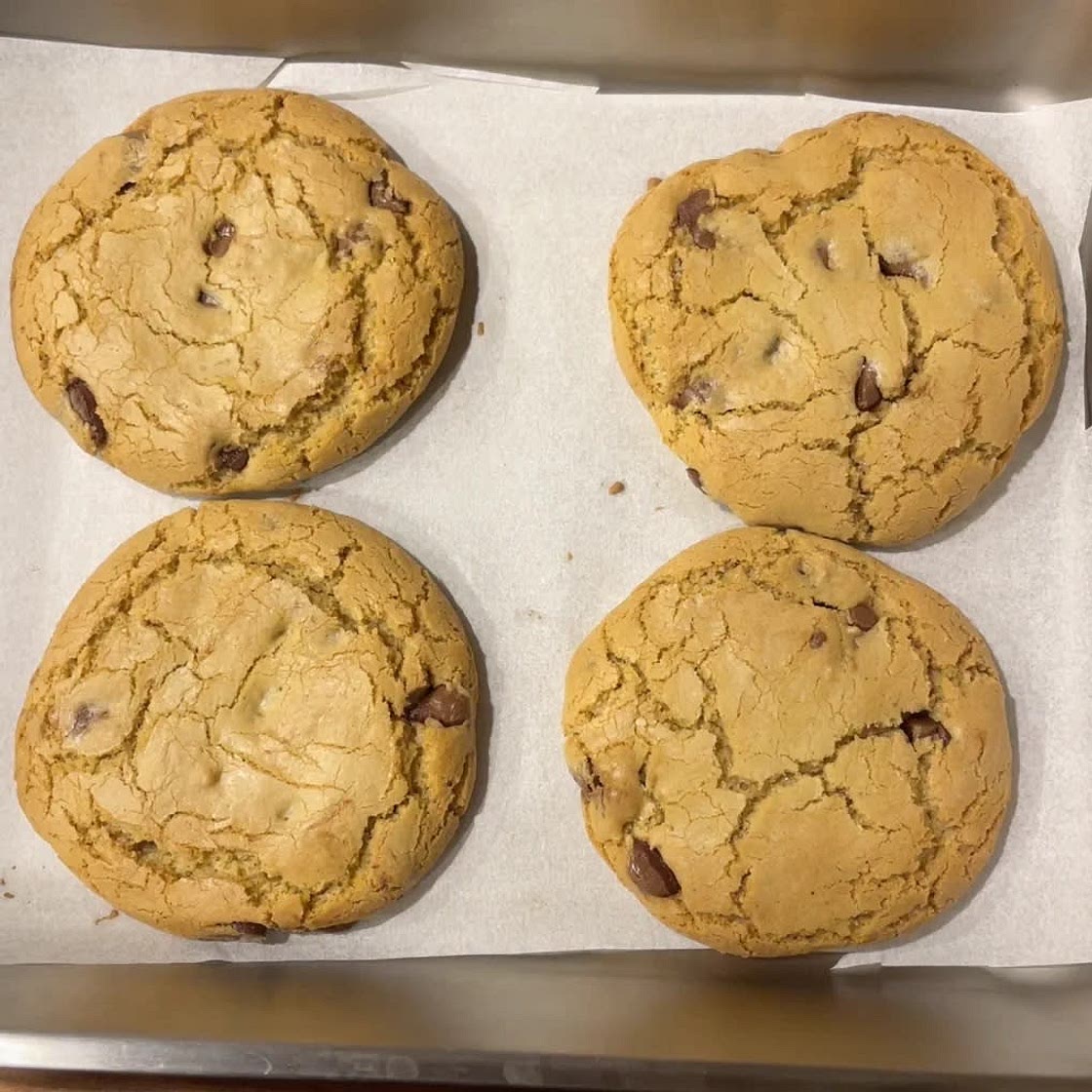 Single serve chocolate chip cookies 