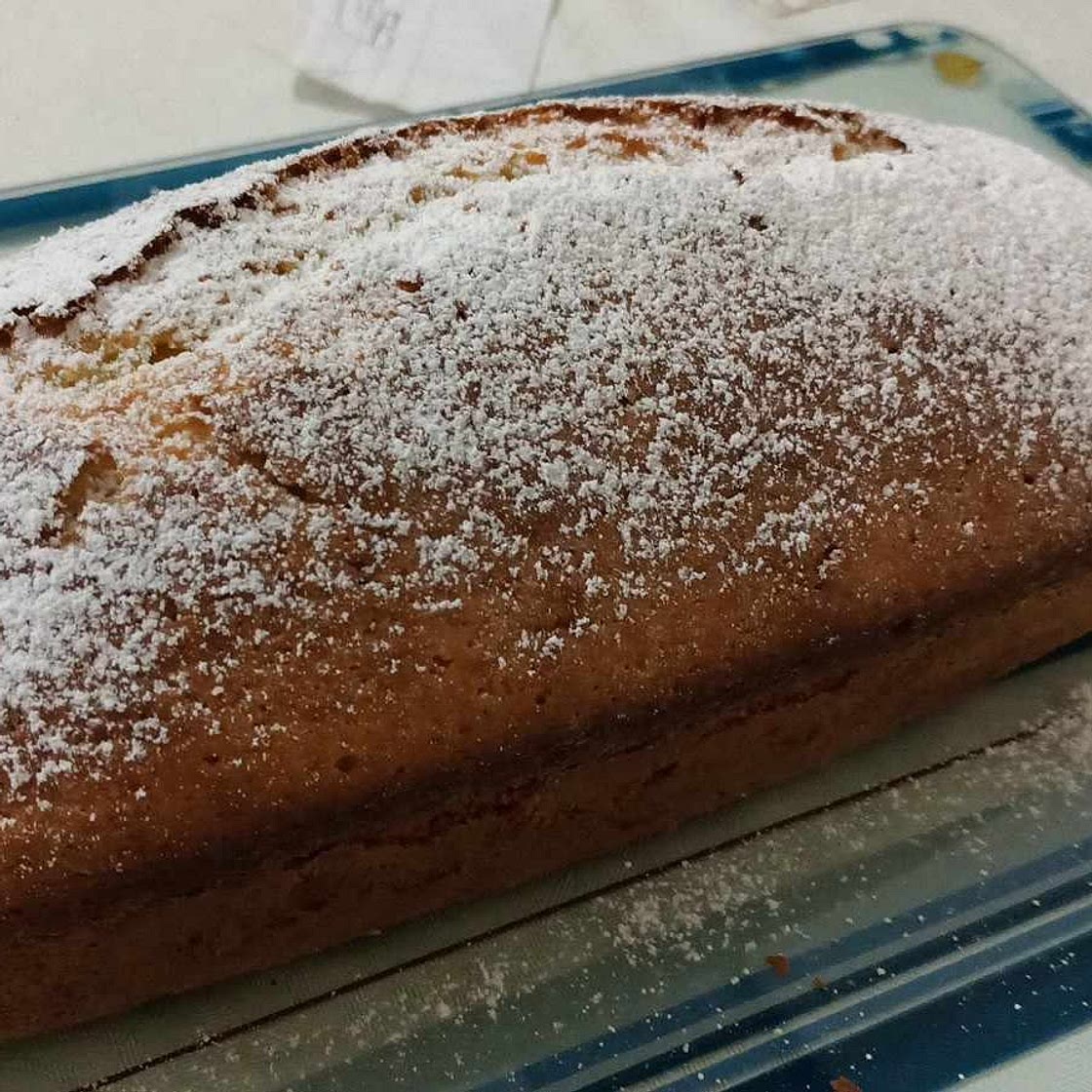 Gâteau au yaourt parfumé à l'orange