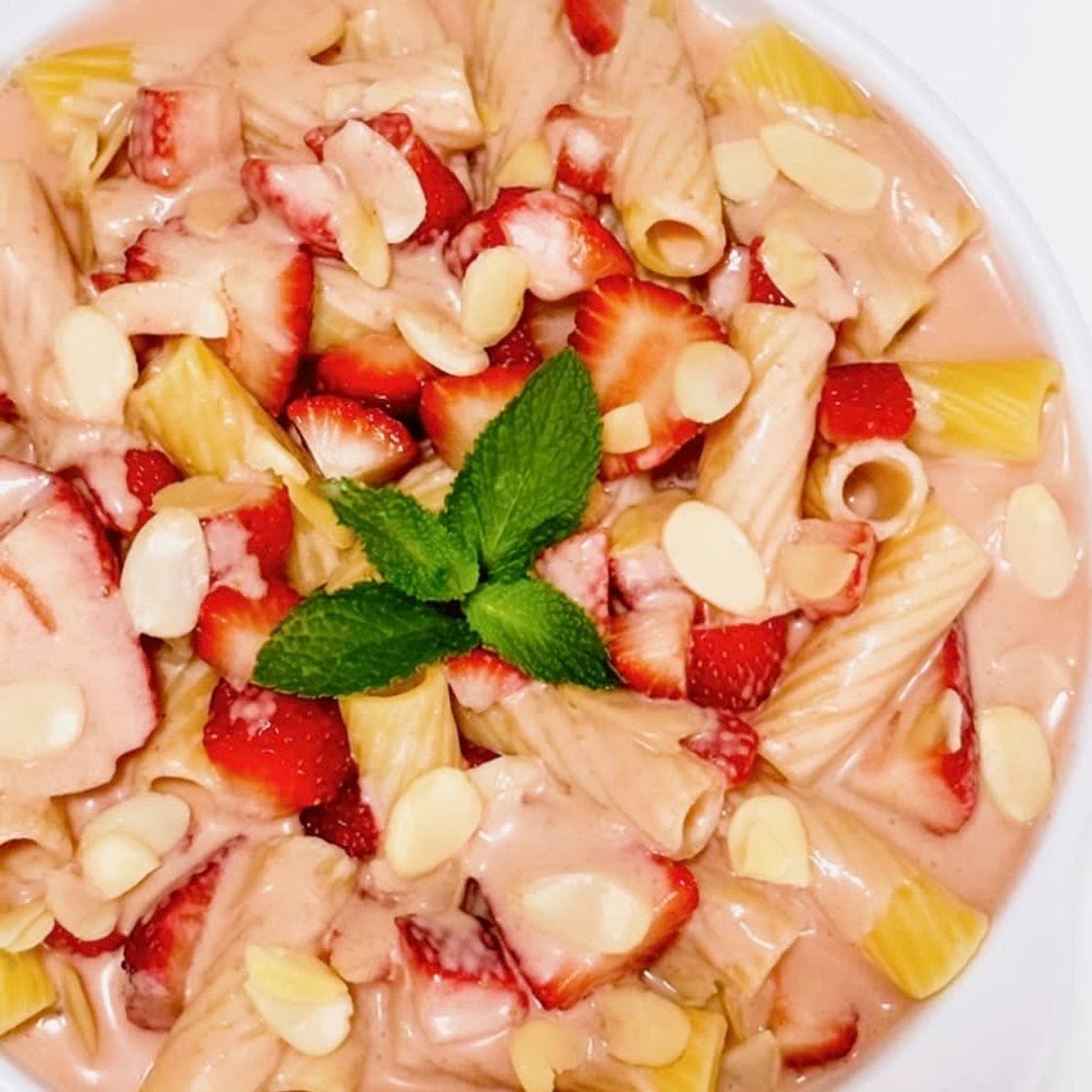 Tortiglioni in Strawberry Cream Sauce