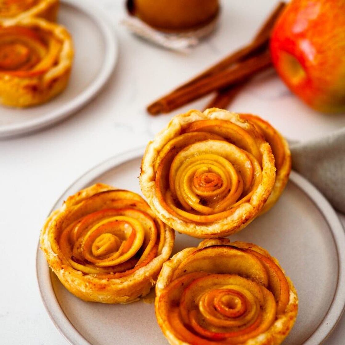 Mini Caramel Apple Pies