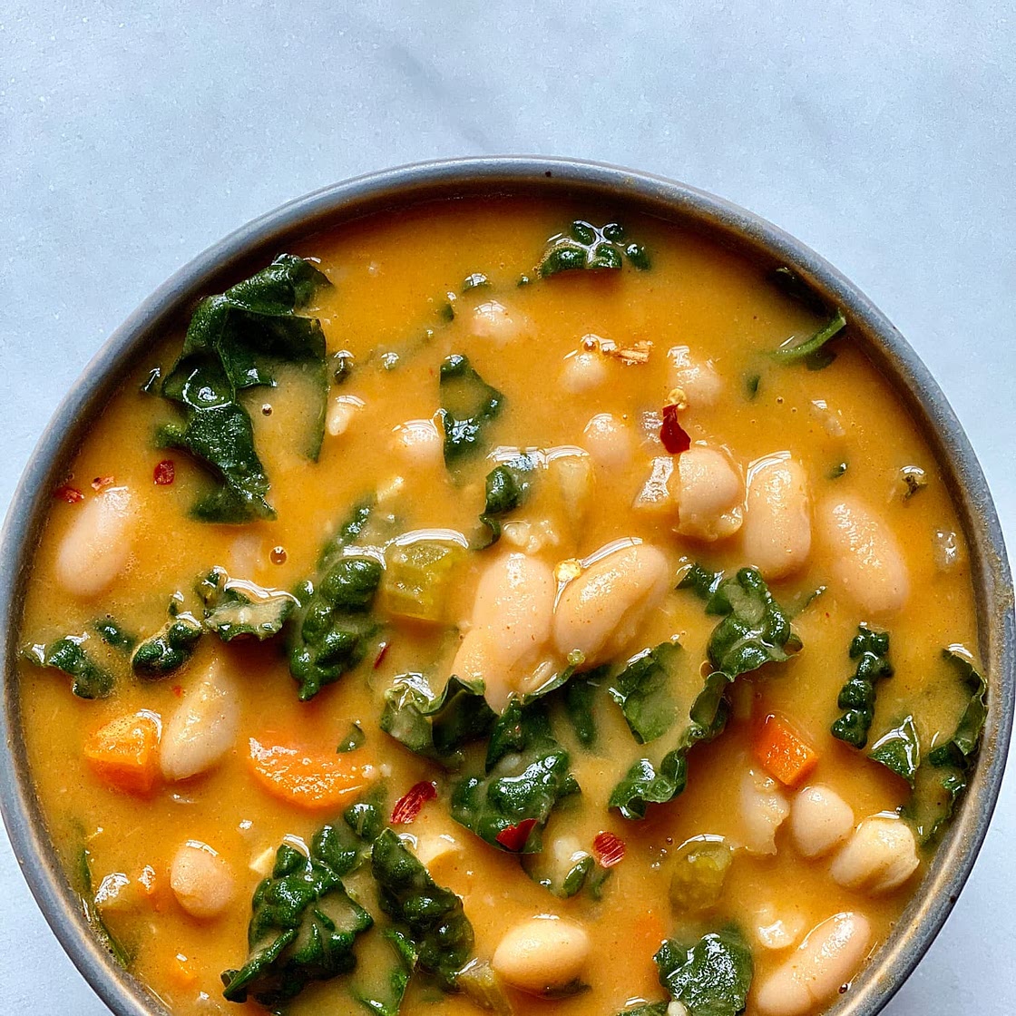 Creamy White Bean and Kale Soup