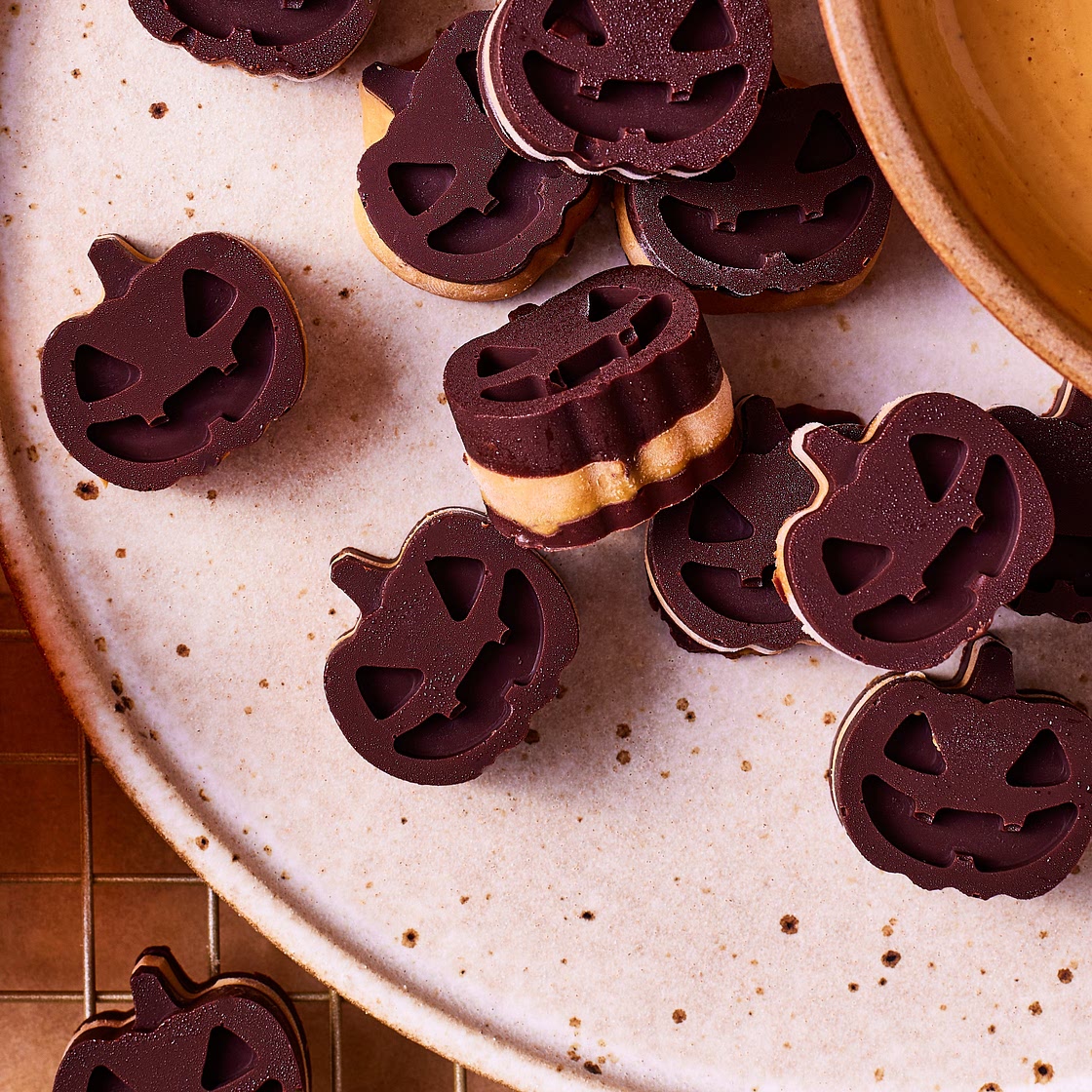 Healthy Reese's Peanut Butter Pumpkins